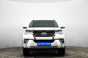 Внедорожник Toyota Fortuner 2018 года, 2699000 рублей, Пермь