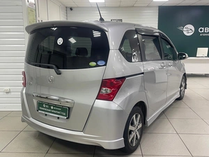 Минивэн Honda Freed 2010 года, 899000 рублей, Ачинск