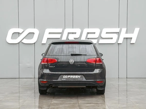 Хетчбэк Volkswagen Golf 2014 года, 1275000 рублей, Краснодар