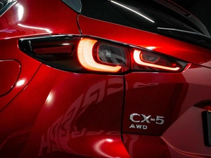 Внедорожник Mazda CX-5 2023 года, 4400000 рублей, Тюмень