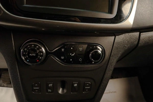 Хетчбэк Renault Sandero Stepway 2018 года, 999000 рублей, Челябинск