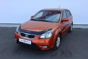 Хэтчбек Kia Rio 2011 года, 650000 рублей, Брянск