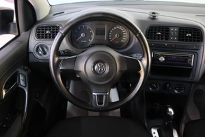 Седан Volkswagen Polo 2011 года, 719000 рублей, Омск