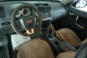 Внедорожник Geely Emgrand X7 2015 года, 619000 рублей, Омск