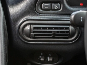 Внедорожник ВАЗ (LADA) Niva Travel 2022 года, 979000 рублей, Петрозаводск