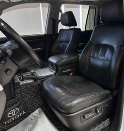 Внедорожник Toyota Land Cruiser 2019 года, 7277000 рублей, Красноярск