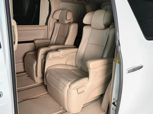 Минивэн Toyota Alphard 2012 года, 2669000 рублей, Ростов-на-Дону