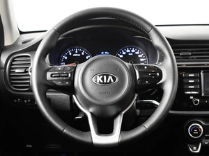 Седан Kia Rio 2017 года, 1183100 рублей, Казань