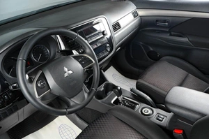Внедорожник Mitsubishi Outlander 2012 года, 1409000 рублей, Тюмень