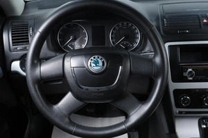 Лифтбек Skoda Octavia 2010 года, 759000 рублей, Челябинск