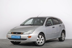 Хетчбэк Ford Focus 2001 года, 249000 рублей, Томск