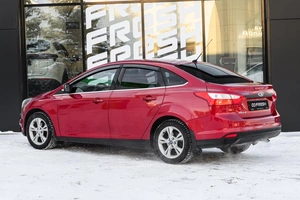 Седан Ford Focus 2011 года, 720000 рублей, Ульяновск