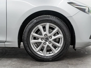 Хетчбэк Mazda Axela 2017 года, 1100000 рублей, Красноярск