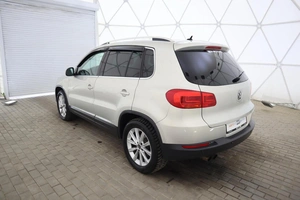 Внедорожник Volkswagen Tiguan 2012 года, 1499000 рублей, Обнинск