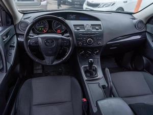 Хетчбэк Mazda 3 2012 года, 749000 рублей, Саратов