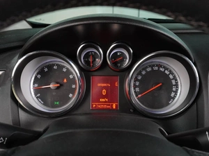 Хетчбэк Opel Astra 2012 года, 879000 рублей, Воронеж