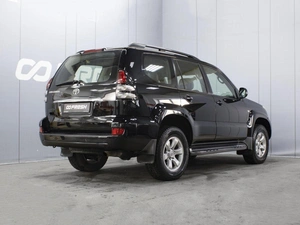 Внедорожник Toyota Land Cruiser Prado 2006 года, 2330000 рублей, Омск