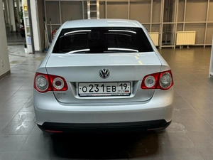 Седан Volkswagen Jetta 2008 года, 597000 рублей, Красноярск