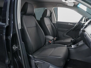 Внедорожник Volkswagen Tiguan 2012 года, 1119000 рублей, Сургут