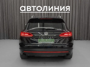 Внедорожник Volkswagen Touareg 2019 года, 4999000 рублей, Красноярск