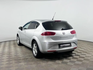 Хетчбэк SEAT Leon 2012 года, 710900 рублей, Казань