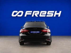 Седан Toyota Camry 2023 года, 3999050 рублей, Москва