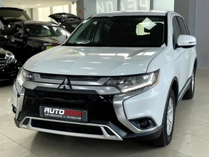 Внедорожник Mitsubishi Outlander 2019 года, 1847000 рублей, Солонцы