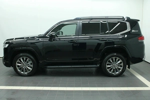 Внедорожник Toyota Land Cruiser 2021 года, 11490000 рублей, Красноярск