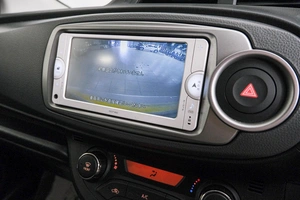 Хетчбэк Toyota Vitz 2013 года, 749000 рублей, Красноярск