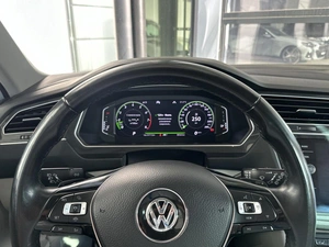 Внедорожник Volkswagen Tiguan 2019 года, 3690000 рублей, Уфа