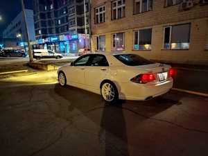 Седан Toyota Crown 2011 года, 2100000 рублей, Красноярск