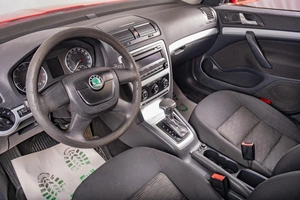 Лифтбек Skoda Octavia 2011 года, 859000 рублей, Томск