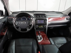 Седан Toyota Camry 2013 года, 1649000 рублей, Ростов-на-Дону