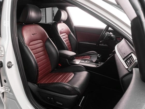 Седан Kia Optima 2018 года, 1999000 рублей, Тюмень