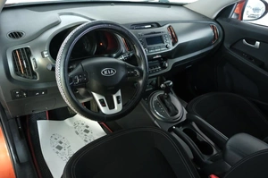Внедорожник Kia Sportage 2011 года, 1349000 рублей, Омск