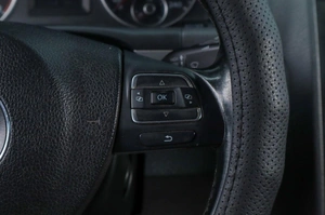 Минивэн Volkswagen Touran 2010 года, 839000 рублей, Челябинск