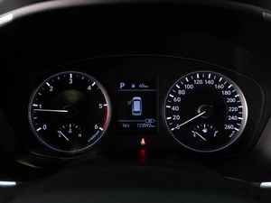 Внедорожник Hyundai Santa Fe 2018 года, 2849000 рублей, Тюмень