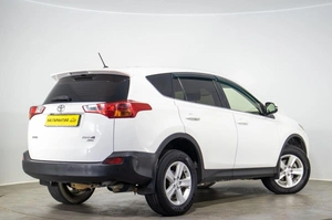 Внедорожник Toyota RAV4 2013 года, 1689000 рублей, Оренбург