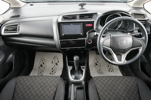 Хетчбэк Honda Fit 2016 года, 999000 рублей, Красноярск
