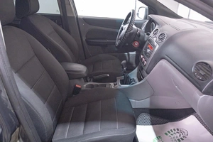 Седан Ford Focus 2009 года, 679000 рублей, Томск