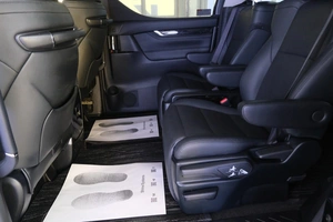 Минивэн Toyota Vellfire 2020 года, 5049000 рублей, Омск