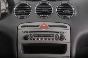 Хетчбэк Peugeot 308 2008 года, 569000 рублей, Томск