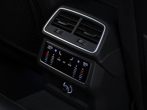 Седан Audi A6 2019 года, 3649077 рублей, Москва