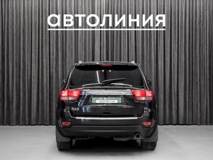 Внедорожник Jeep Grand Cherokee 2011 года, 1499000 рублей, Красноярск