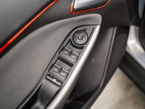 Универсал Ford Focus 2012 года, 775000 рублей, Красноярск