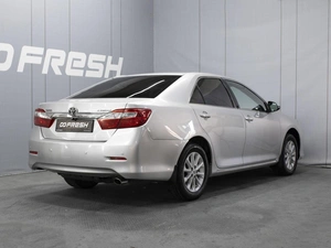 Седан Toyota Camry 2012 года, 1660000 рублей, Омск