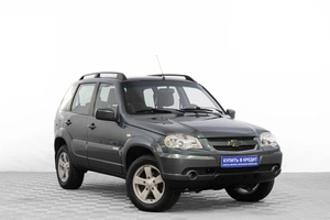 Внедорожник Chevrolet Niva 2014 года, 649000 рублей, Барнаул