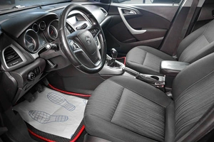 Хетчбэк Opel Astra 2010 года, 649000 рублей, Тюмень