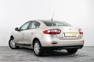 Седан Renault Fluence 2011 года, 819000 рублей, Сургут