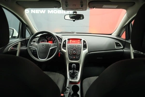 Универсал Opel Astra 2012 года, 995000 рублей, Курск